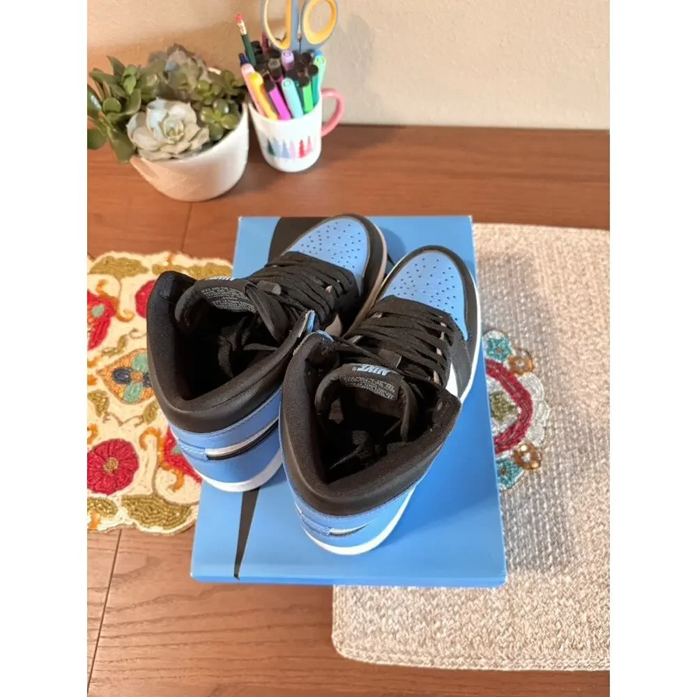 Jordan 1 Retro High OG UNC Toe University Blue Black White Reimagined DZ5485 400